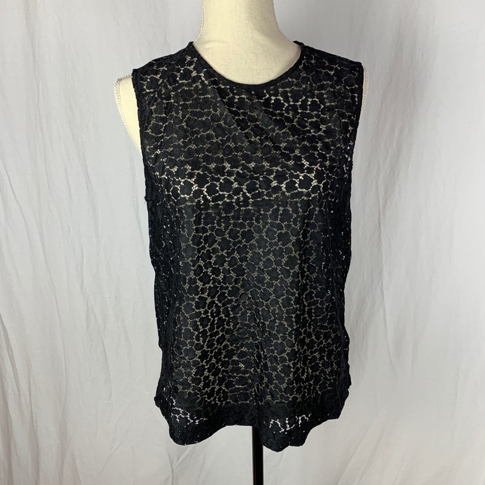 Equipment lace top
